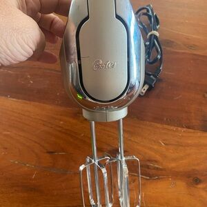 Oster Silver Turbo Hand Mixer with Chrome Accents WORKS GREAT!!